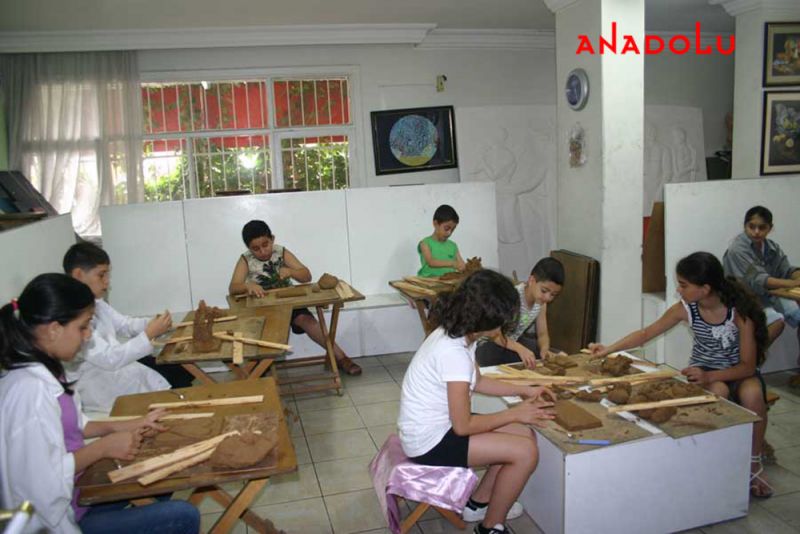 Çocuklar Heykel Eğitiminde Diyarbakır