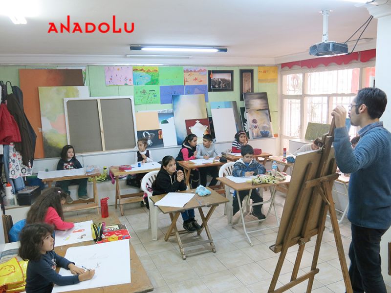 Çocuklarla Sanat Eğitimleri Devam Ediyor Diyarbakır