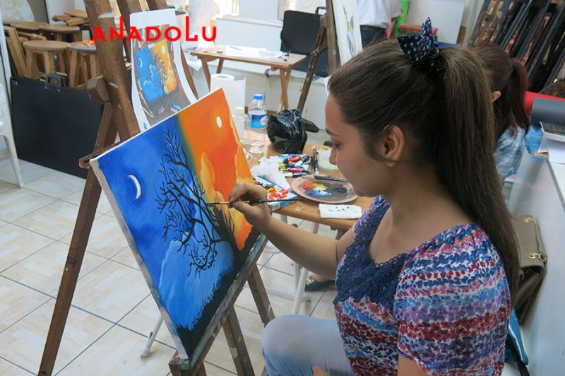 Resim Yapan Kadın Diyarbakır