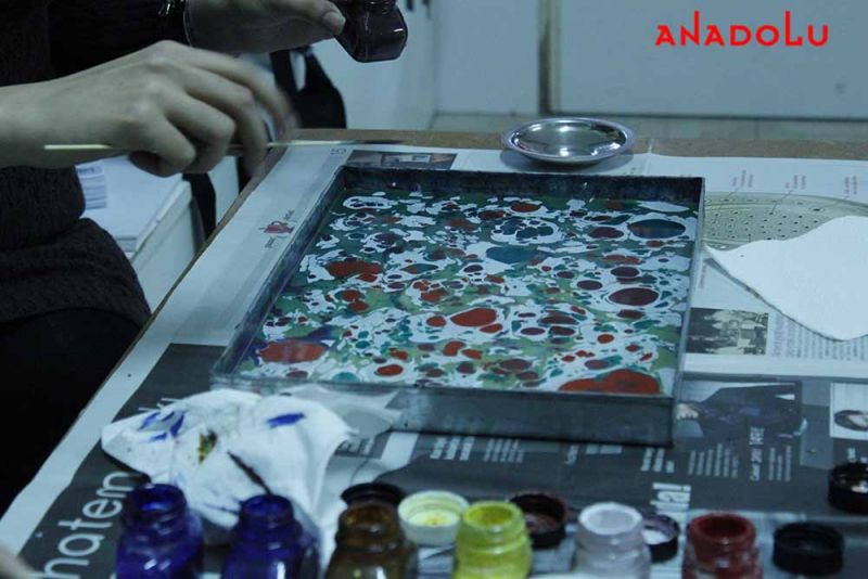 Diyarbakırda Ebru Dersleri