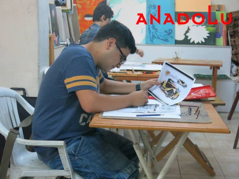 Renkli Kuruboya Araba Çizimi Diyarbakır