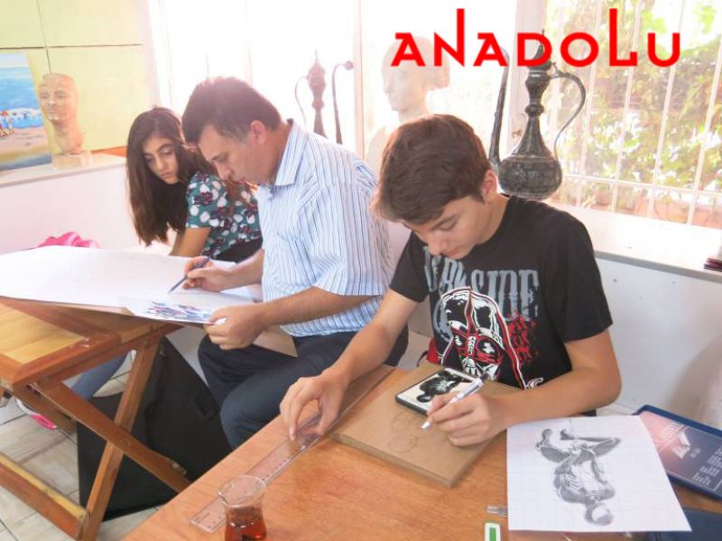 Hobi Grupları Karakalem Çalışmaları Diyarbakır