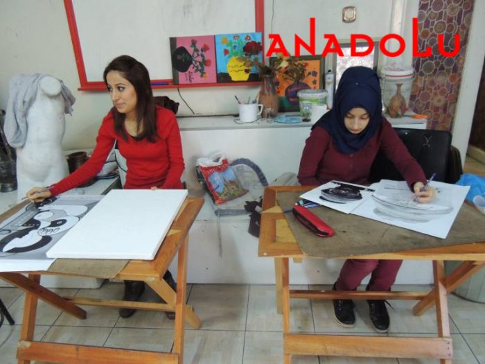 Hobi Dersi Karakalem Çalışması Diyarbakır